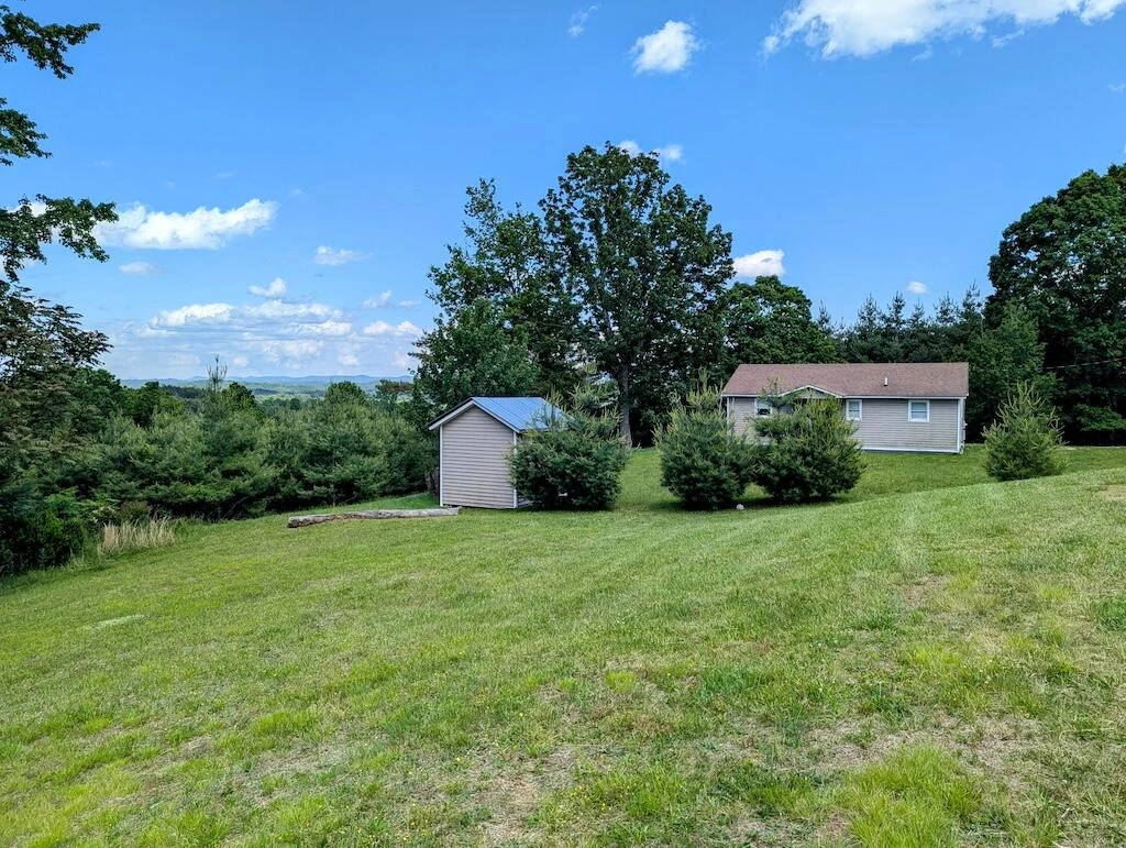 291 Beulah LN - Photo 5