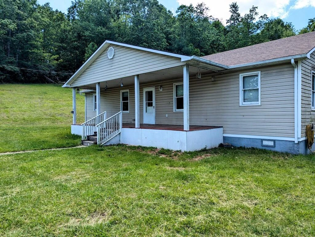 291 Beulah LN - Photo 6