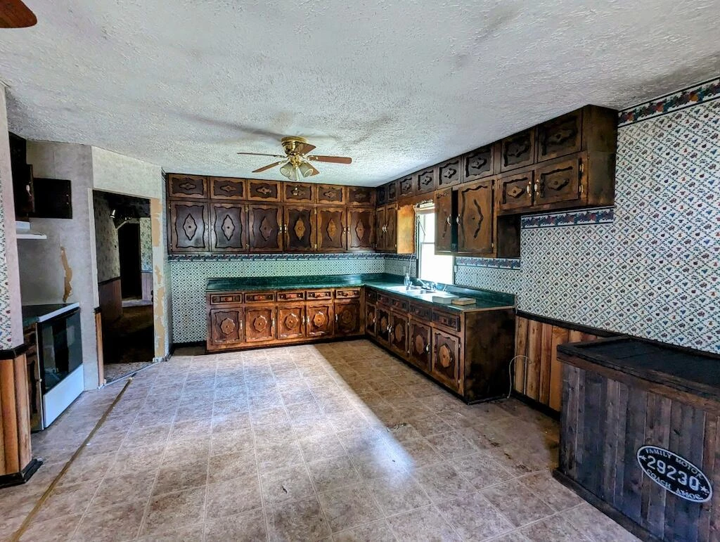 291 Beulah LN - Photo 7