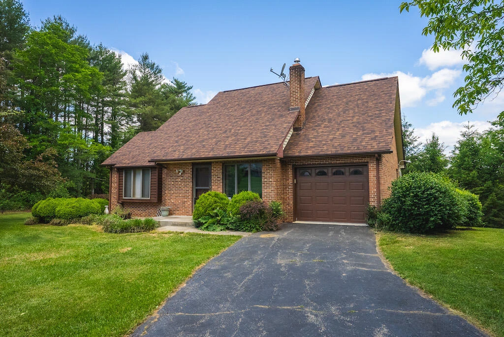 1978 Laurel Creek RD