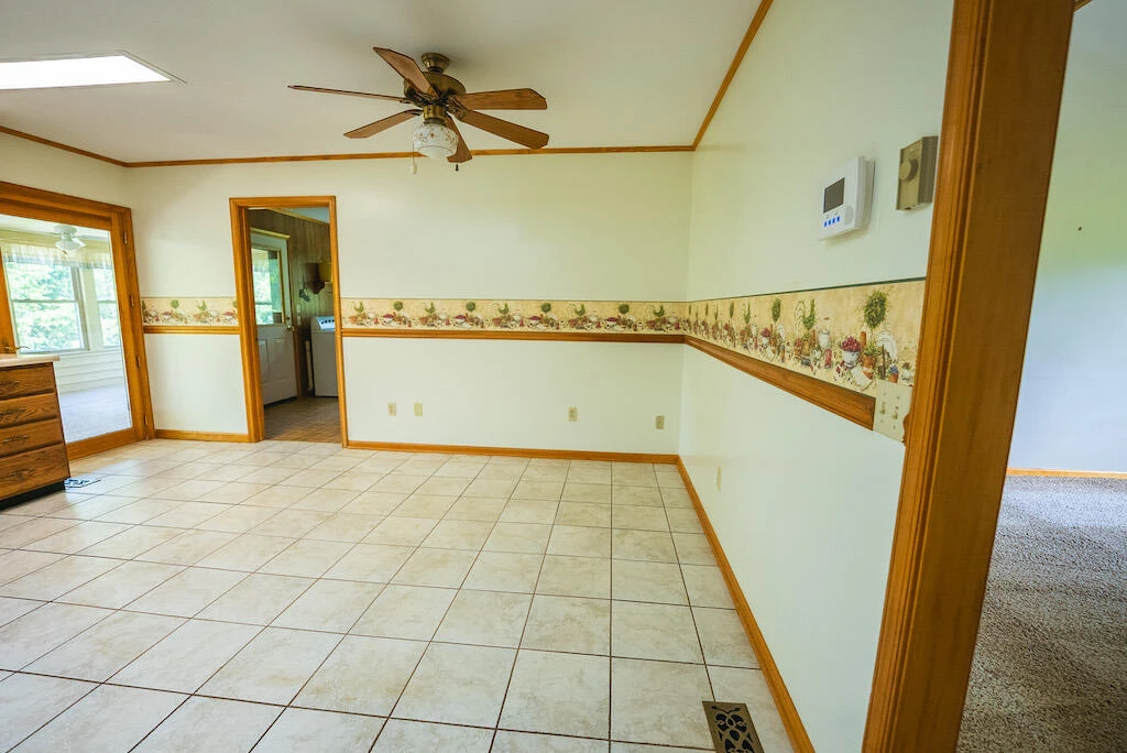 1978 Laurel Creek RD - Photo 15
