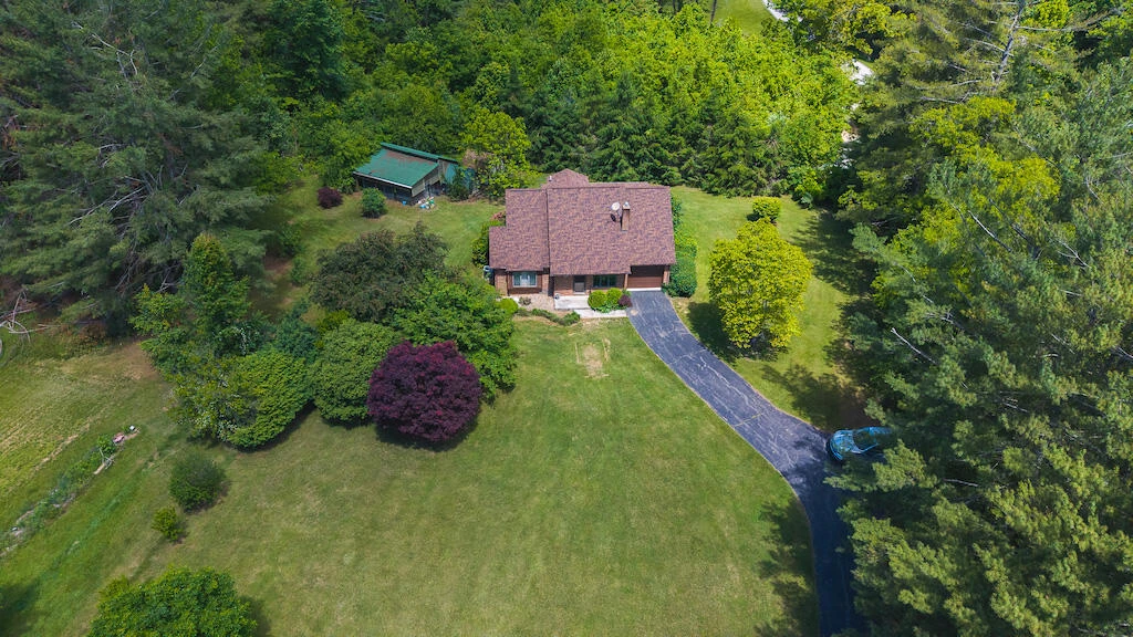 1978 Laurel Creek RD - Photo 3