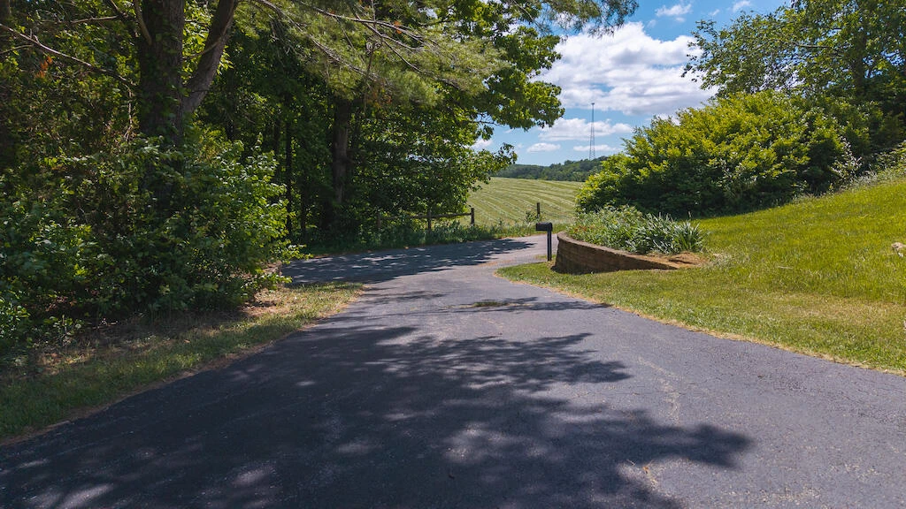 1978 Laurel Creek RD - Photo 8