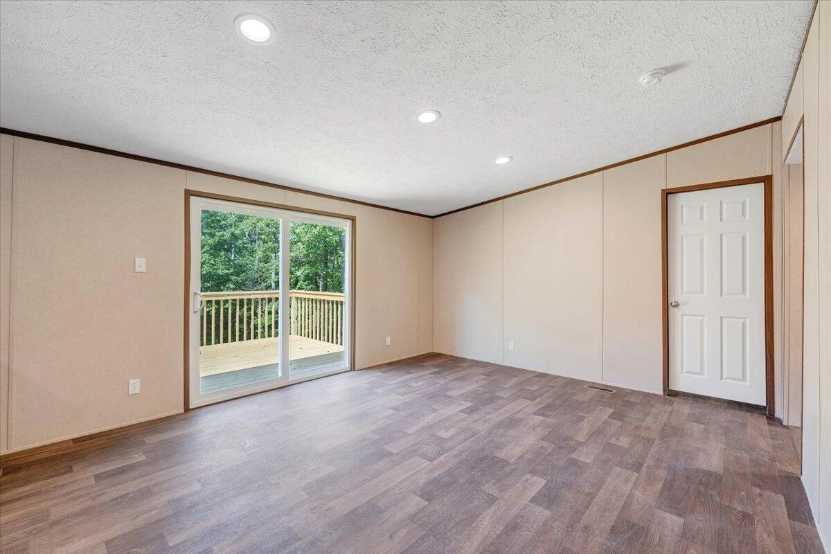 1616 Hickman RD - Photo 20
