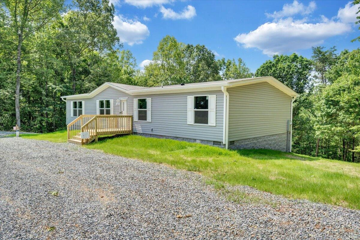 1616 Hickman RD - Photo 40
