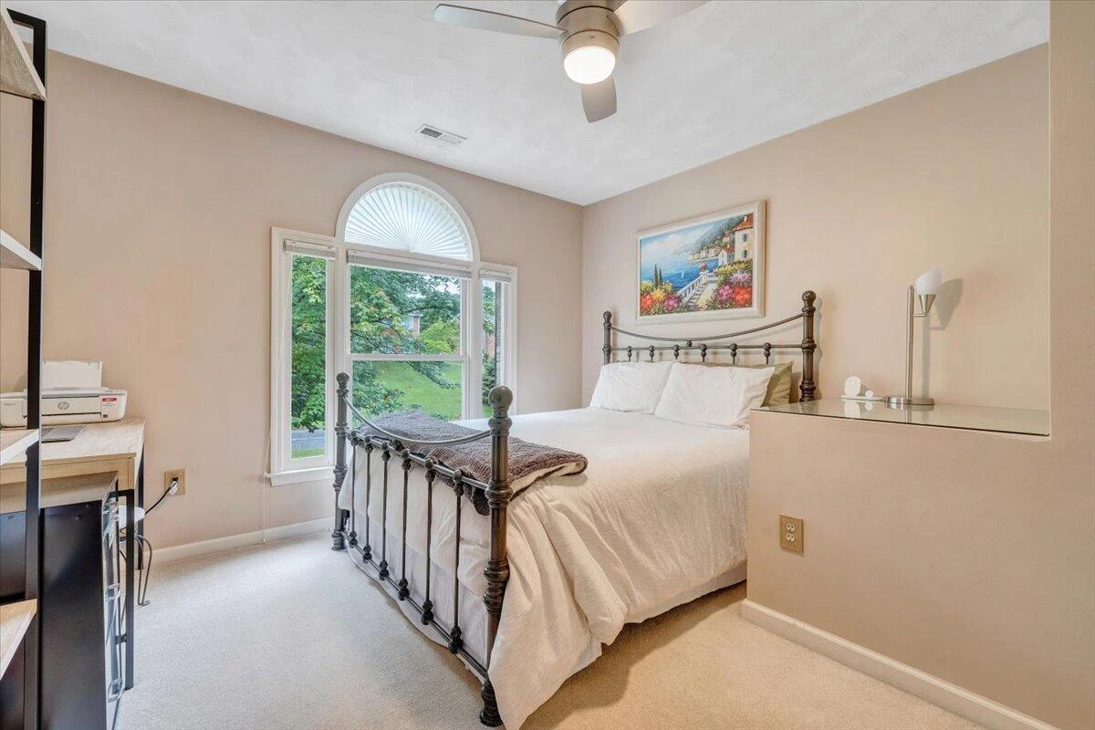 299 Winesap RD - Photo 36