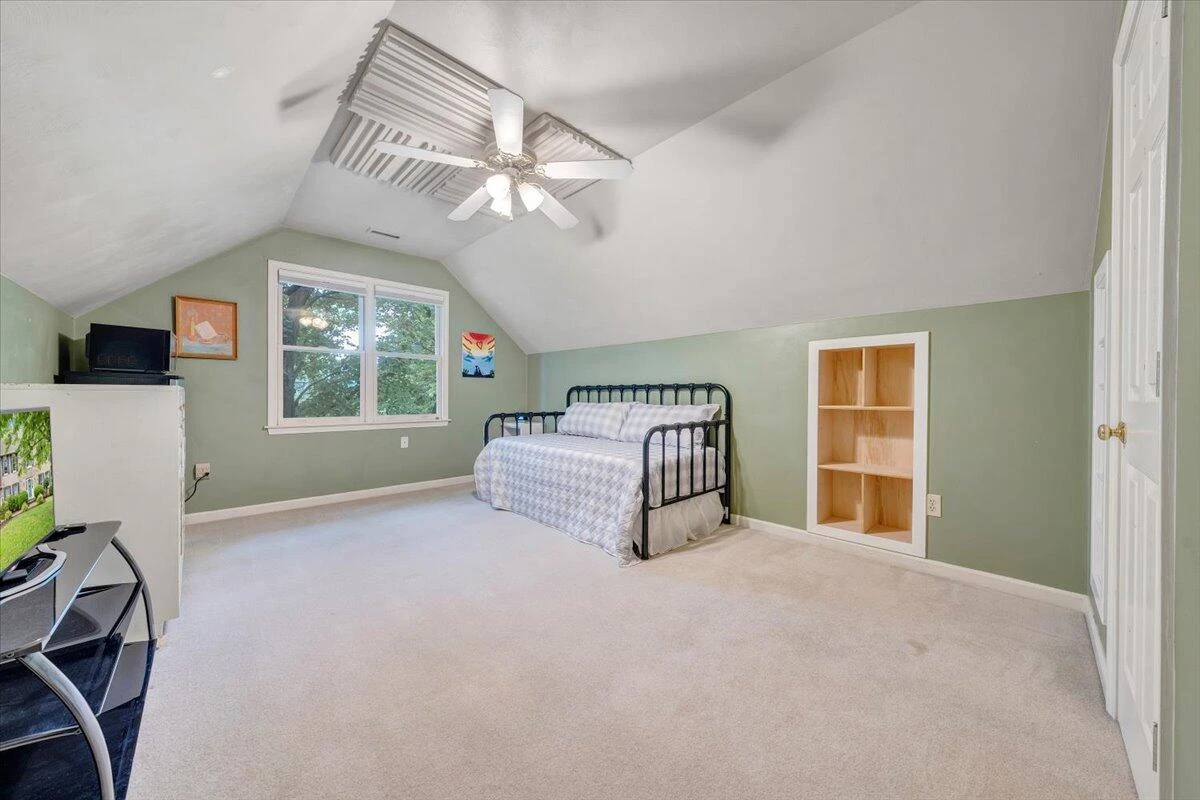 299 Winesap RD - Photo 42