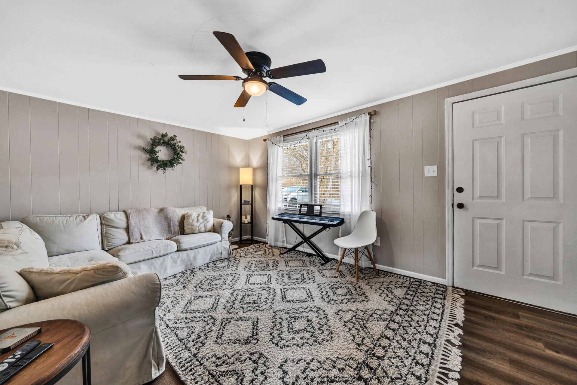 1465 Hardy RD - Photo 9