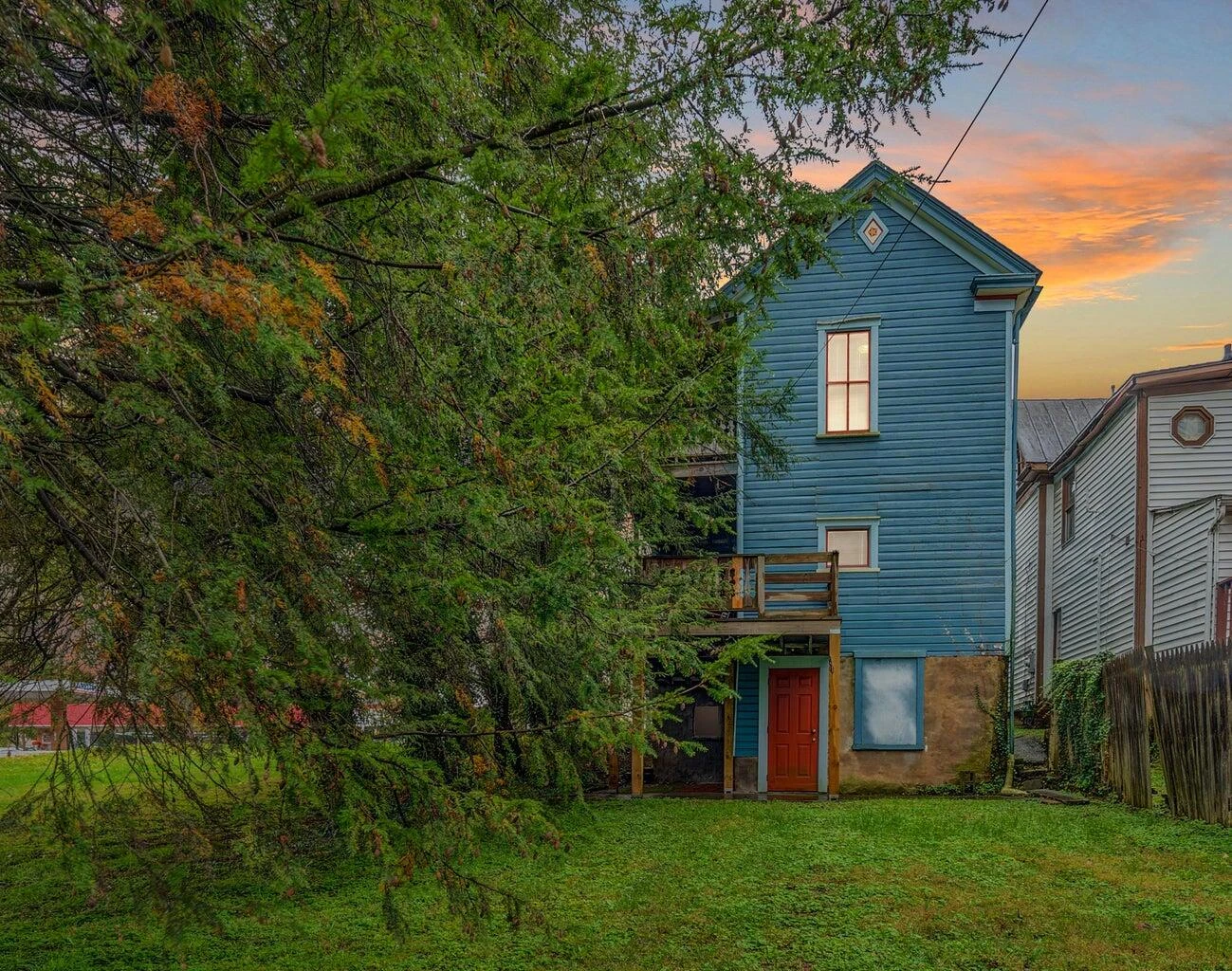 515 ELM AVE - Photo 30