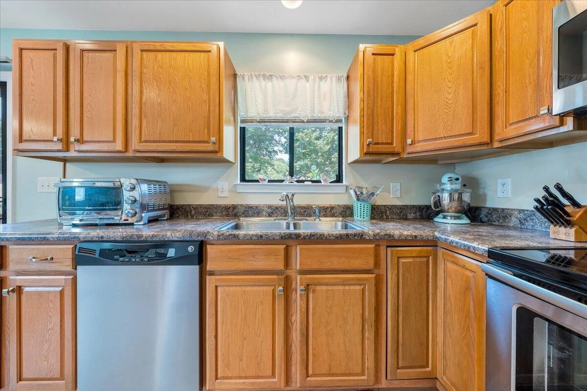 2914 Elderwood RD - Photo 10
