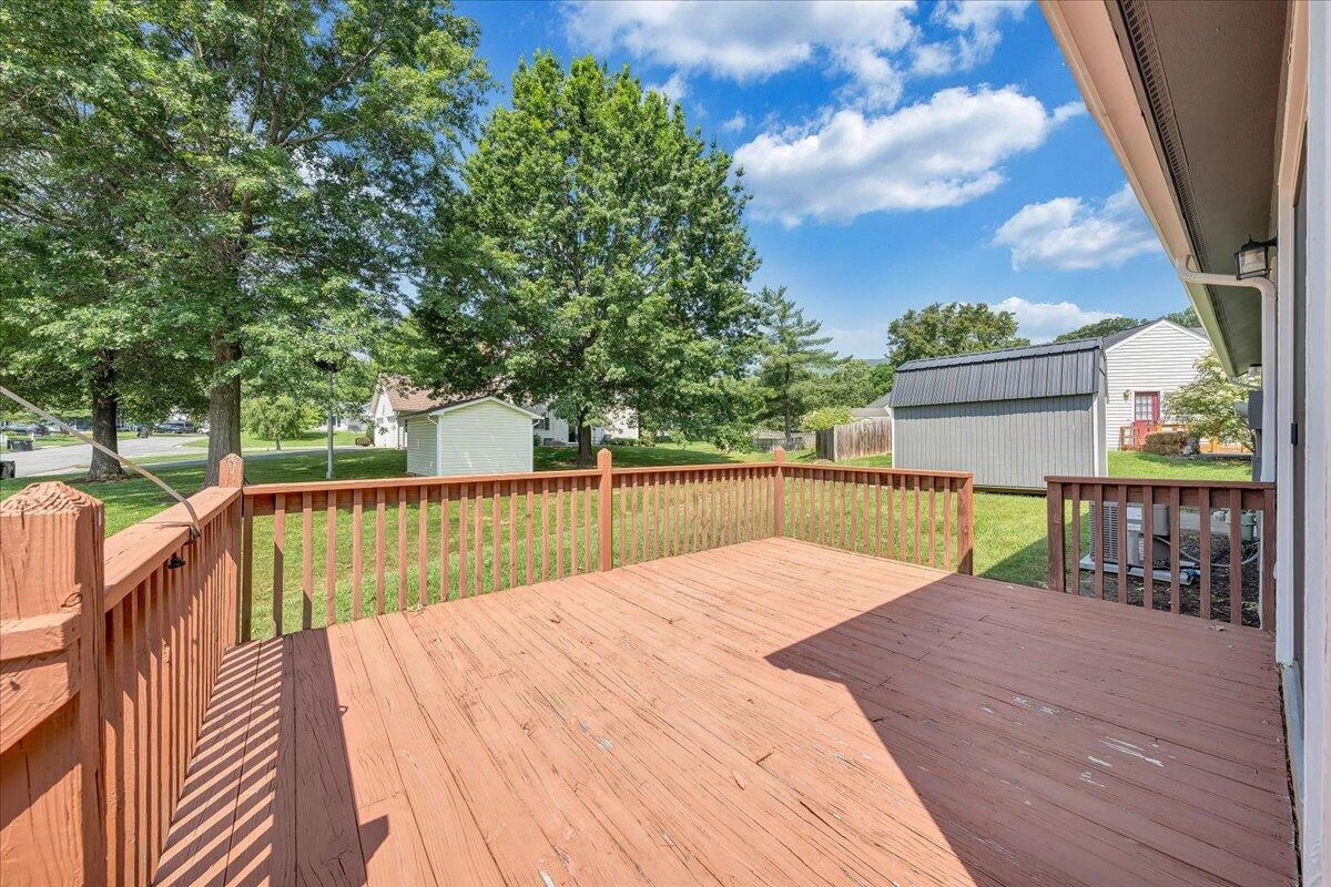2914 Elderwood RD - Photo 18
