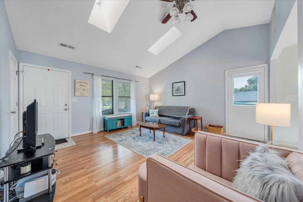 2914 Elderwood RD - Photo 5