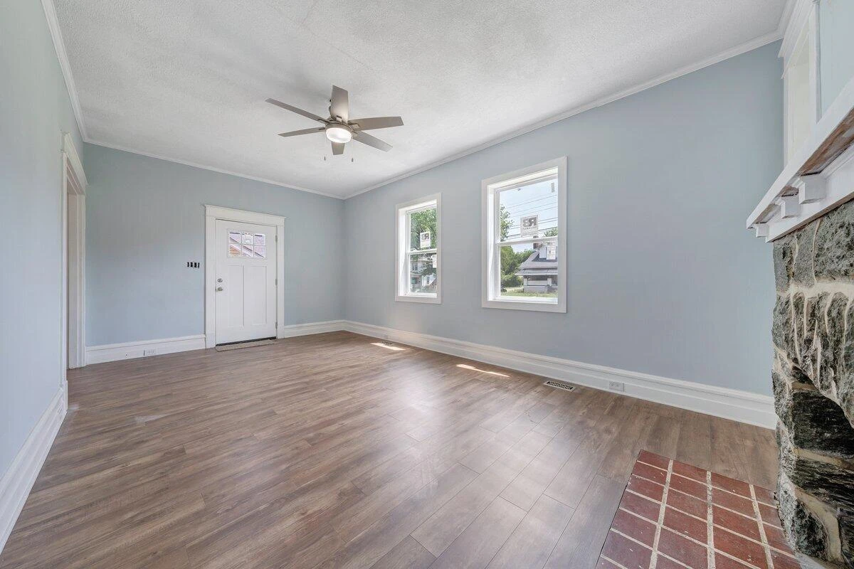 3311 Memorial AVE - Photo 15
