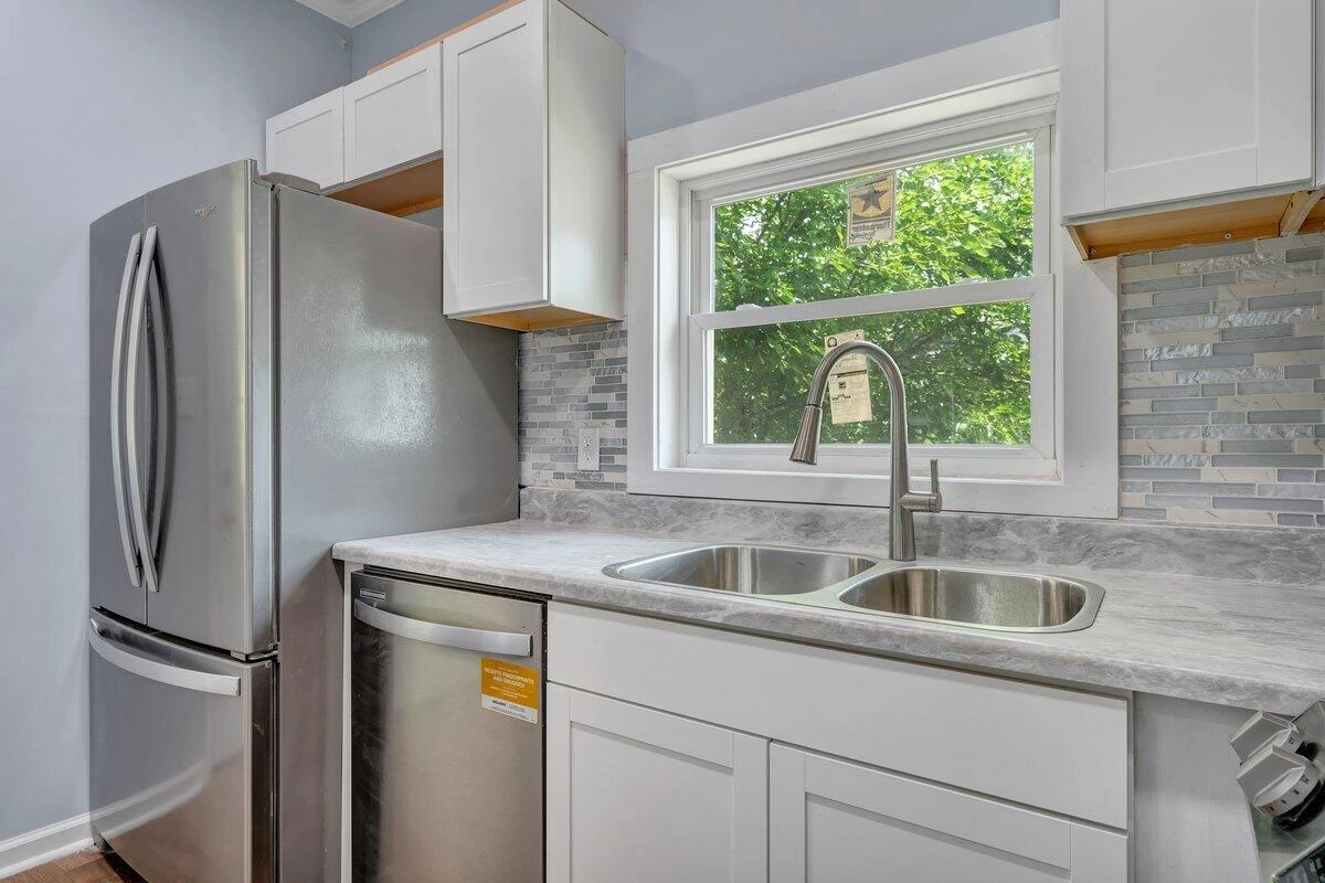 3311 Memorial AVE - Photo 27