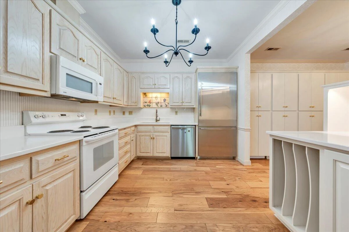 2208 Jefferson ST #104 - Photo 19