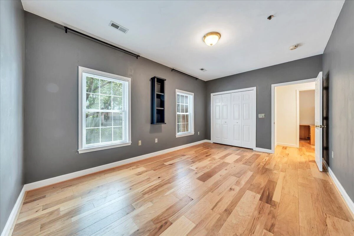 2208 Jefferson ST #104 - Photo 31