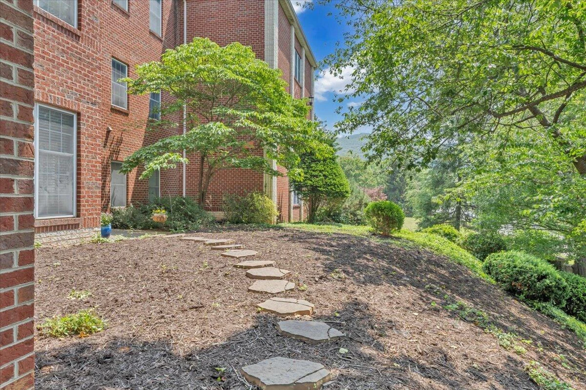 2208 Jefferson ST #104 - Photo 52