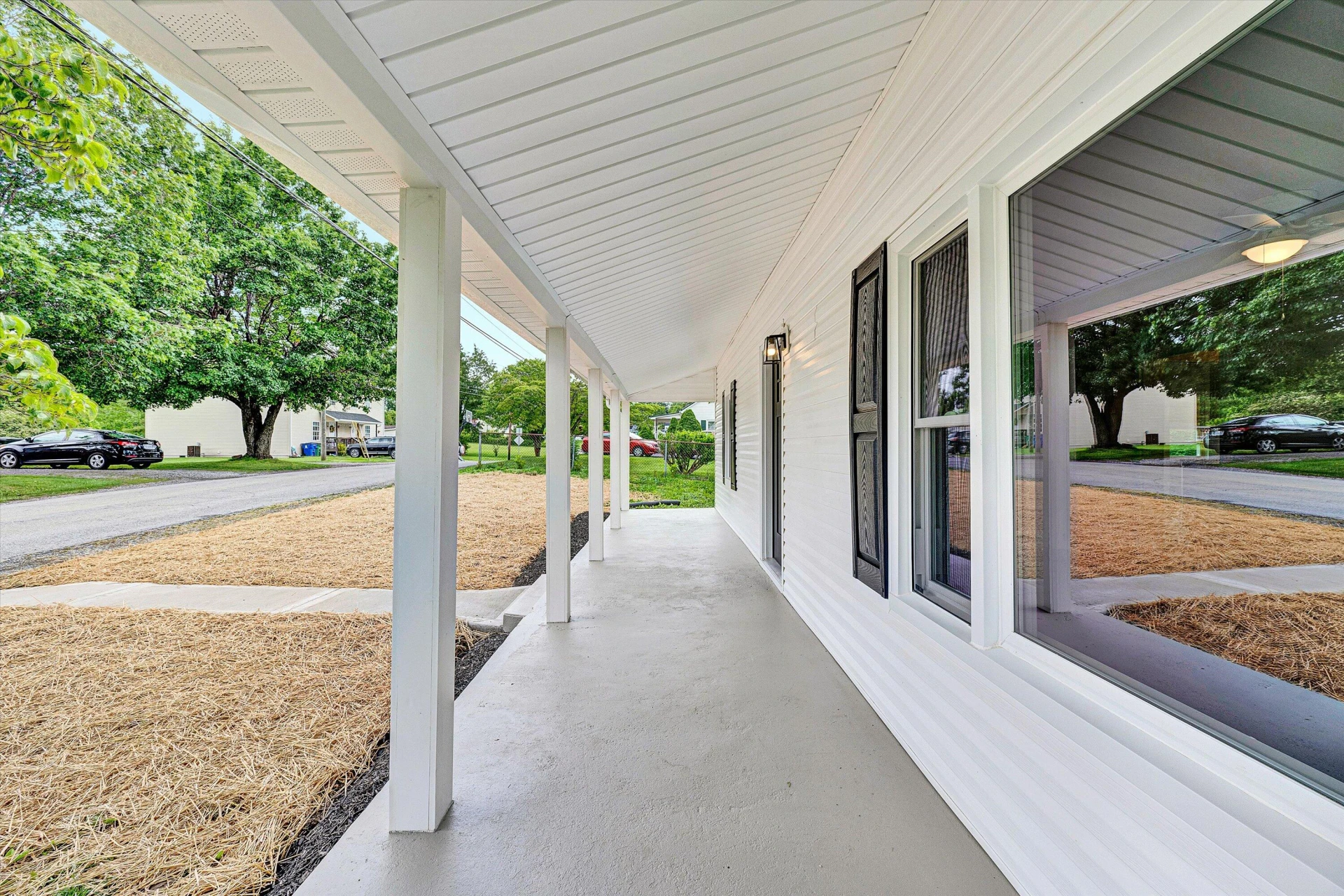 955 Church ST - Photo 4