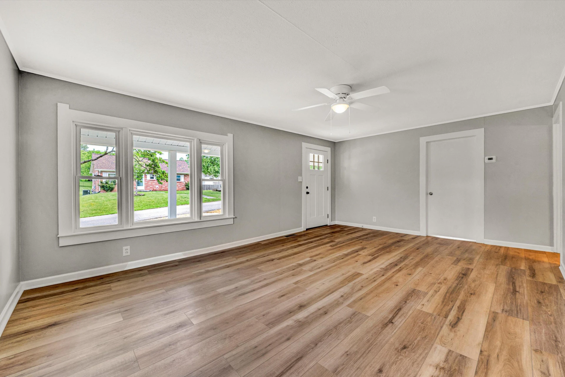 955 Church ST - Photo 6