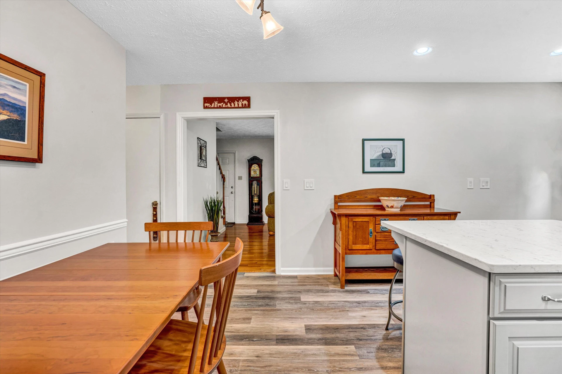 172 Watkins DR - Photo 18
