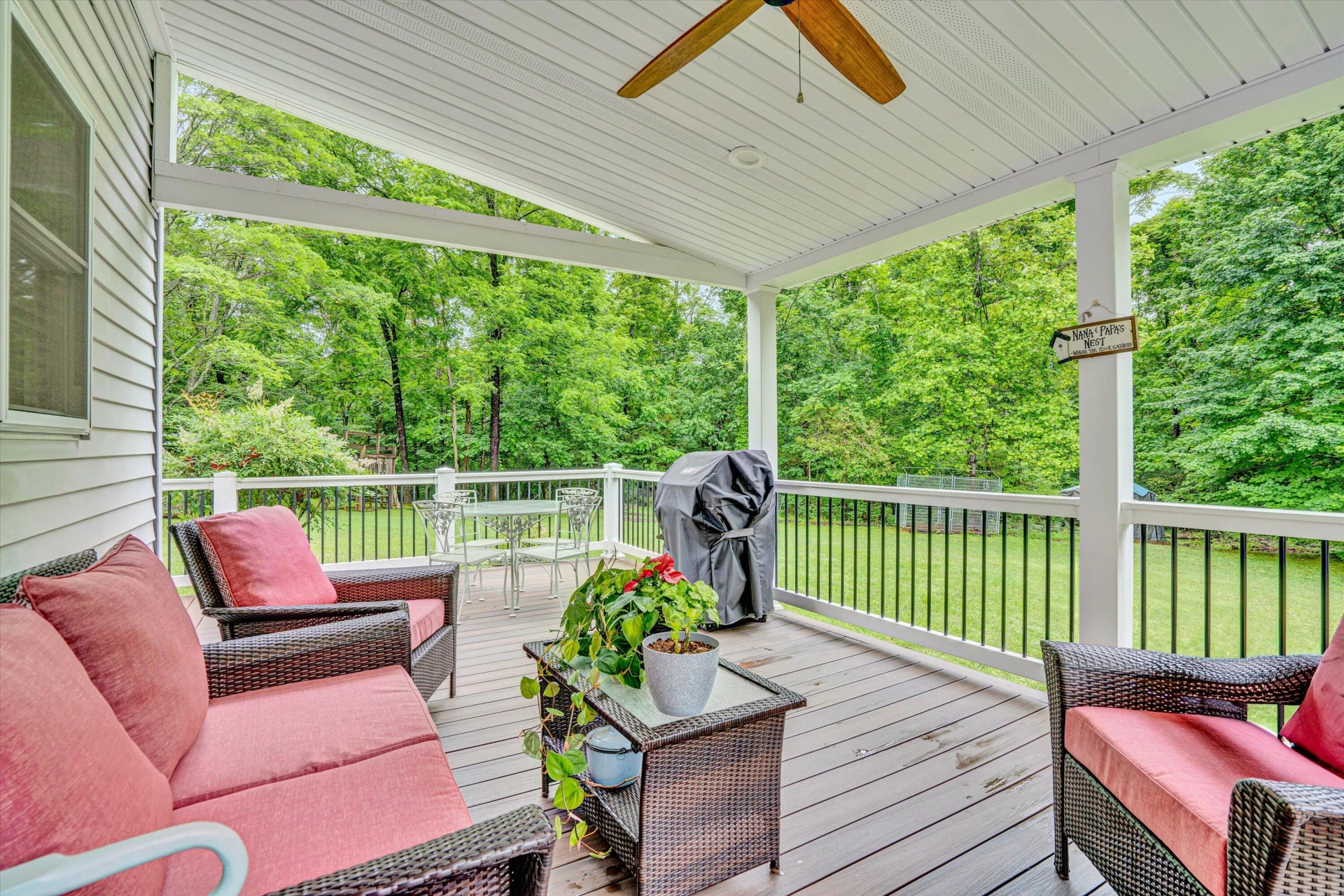 172 Watkins DR - Photo 19
