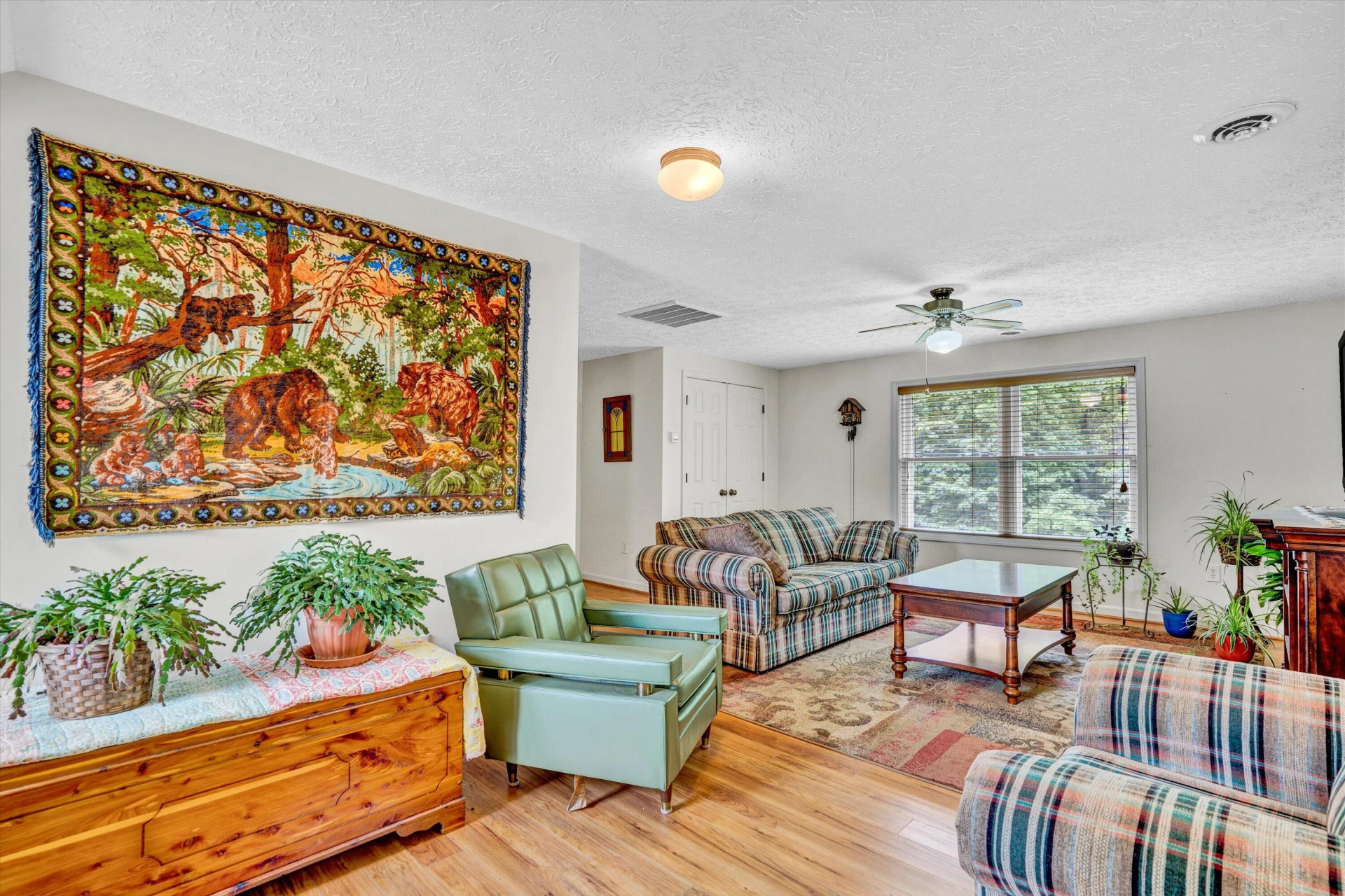 172 Watkins DR - Photo 31