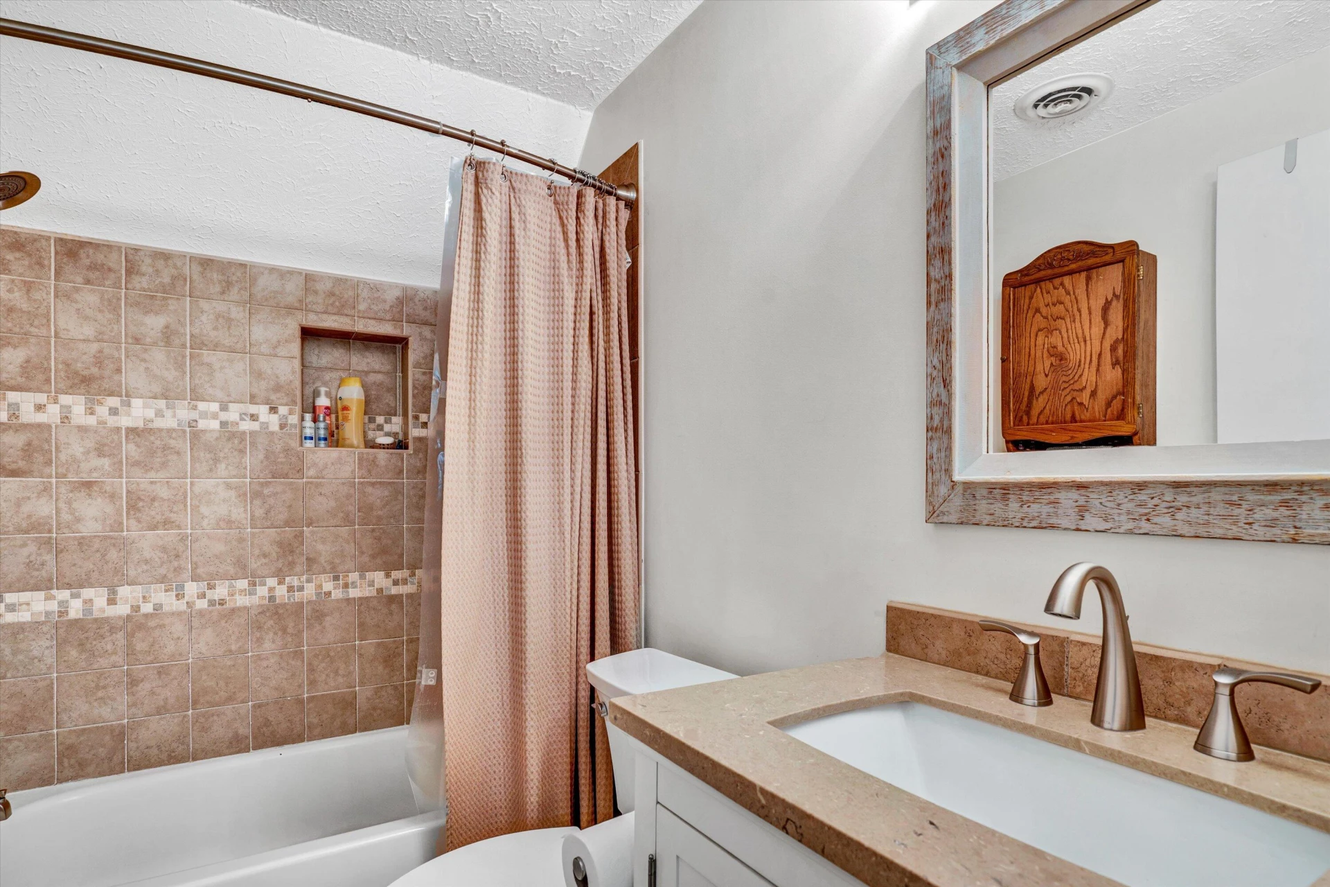 172 Watkins DR - Photo 33