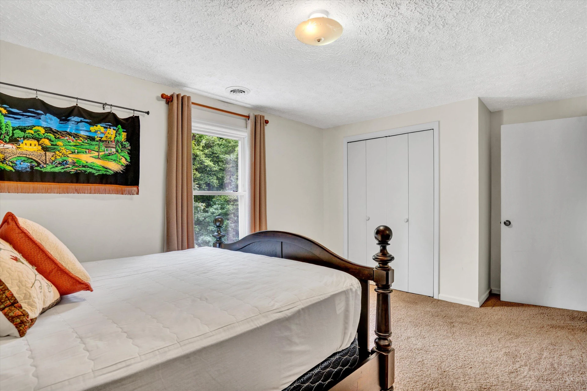 172 Watkins DR - Photo 35