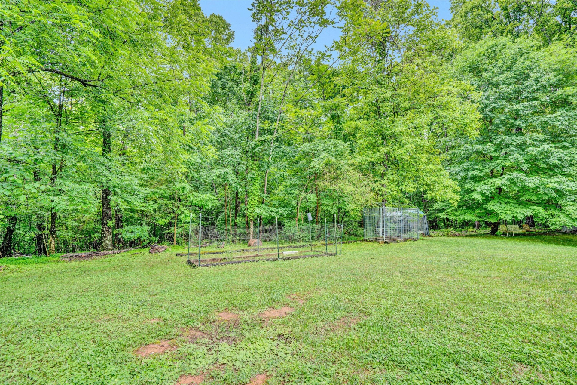 172 Watkins DR - Photo 44