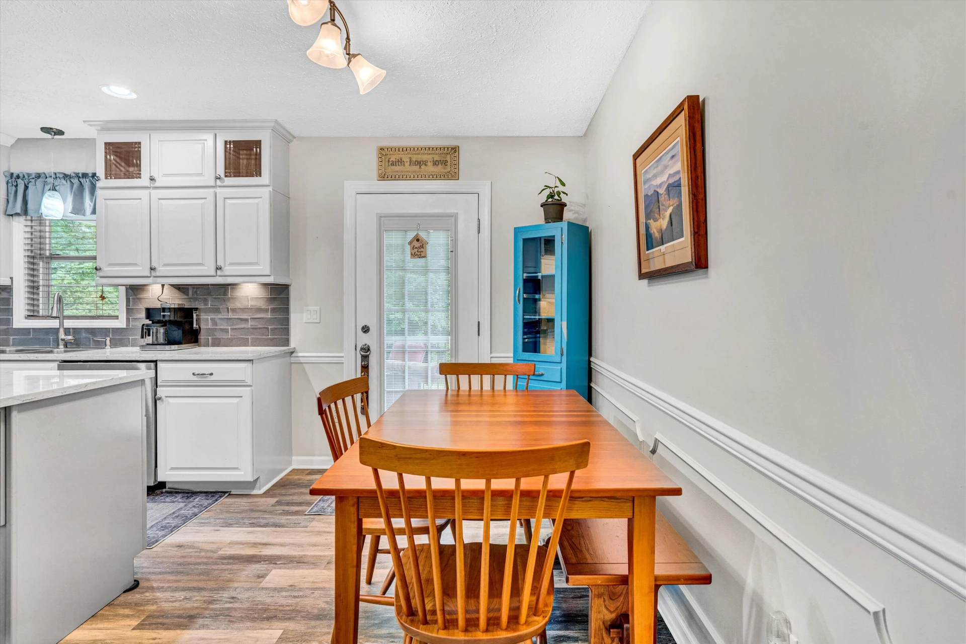 172 Watkins DR - Photo 10