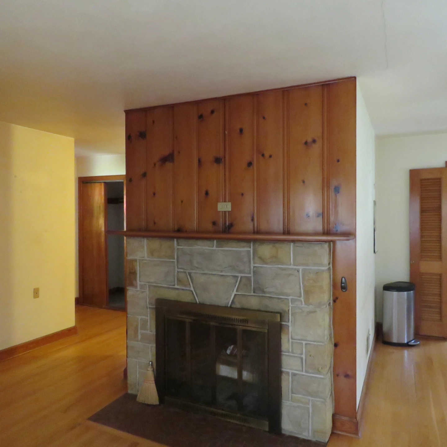 383 Main ST - Photo 10