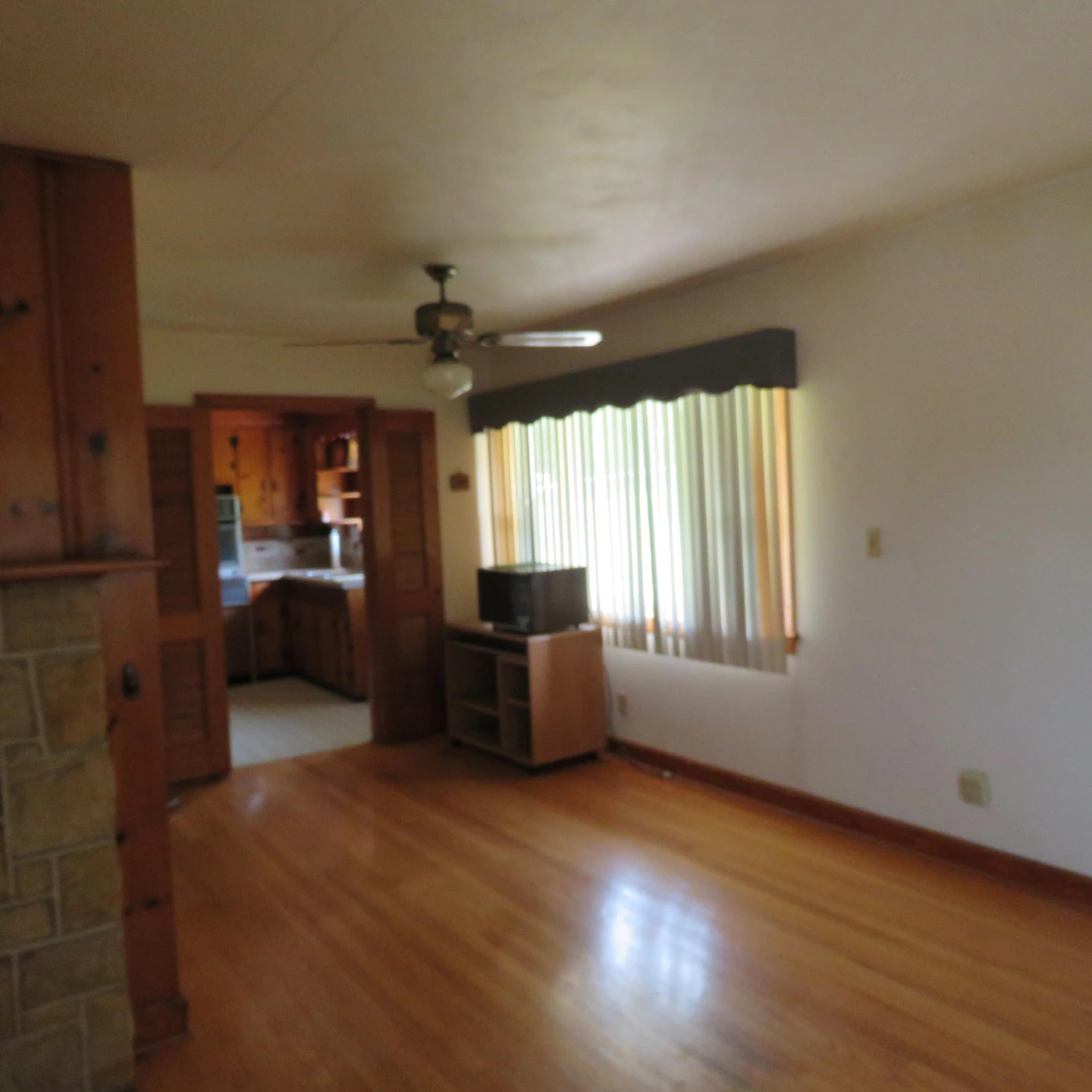383 Main ST - Photo 16