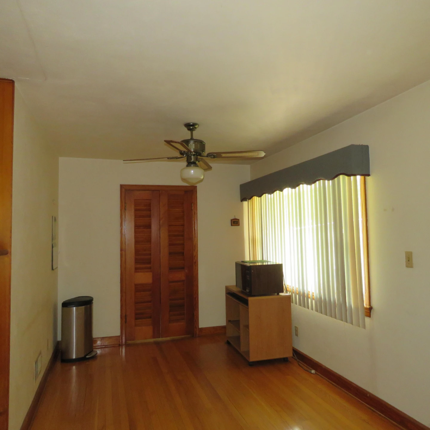 383 Main ST - Photo 17