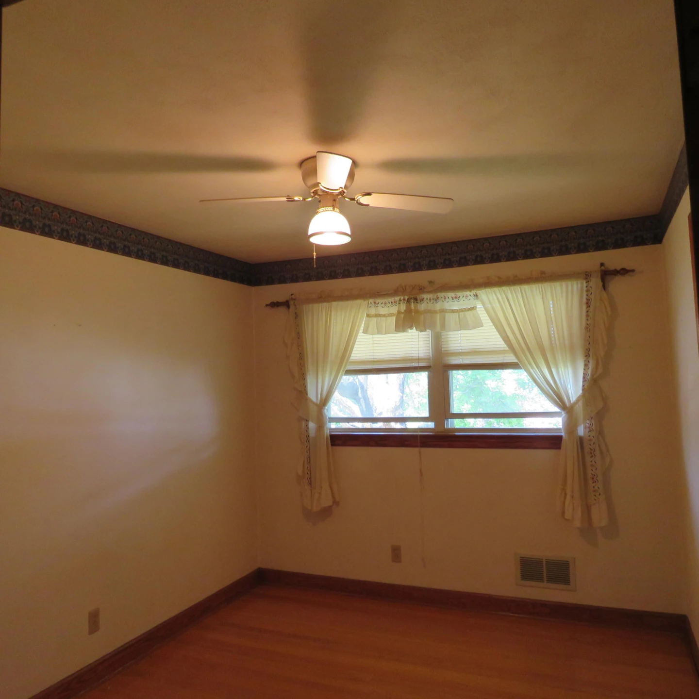 383 Main ST - Photo 21