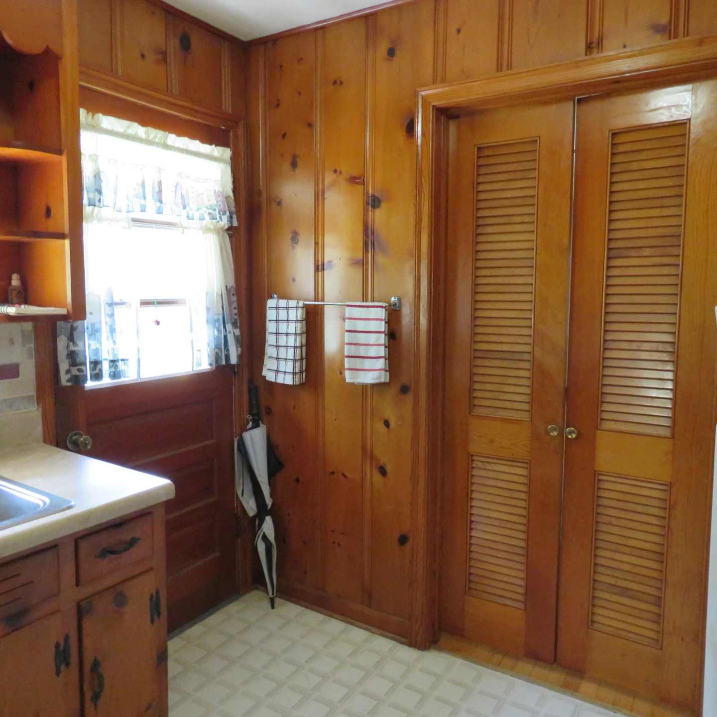 383 Main ST - Photo 30