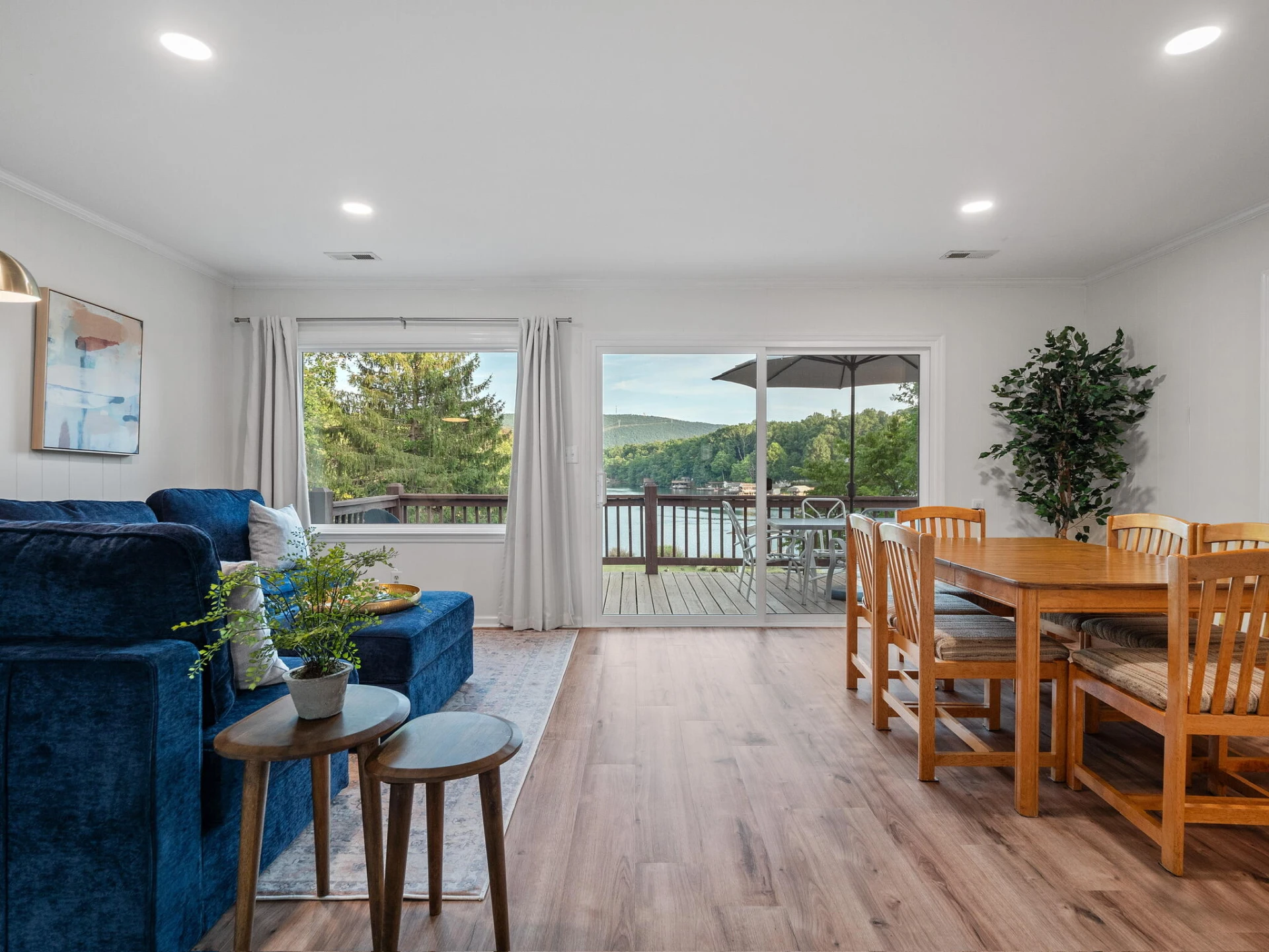 1182 Lauras LN - Photo 20