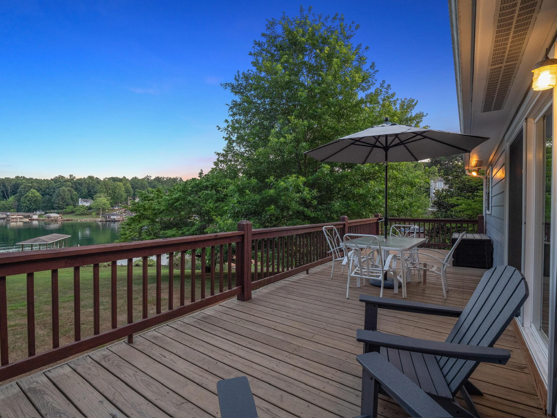 1182 Lauras LN - Photo 32