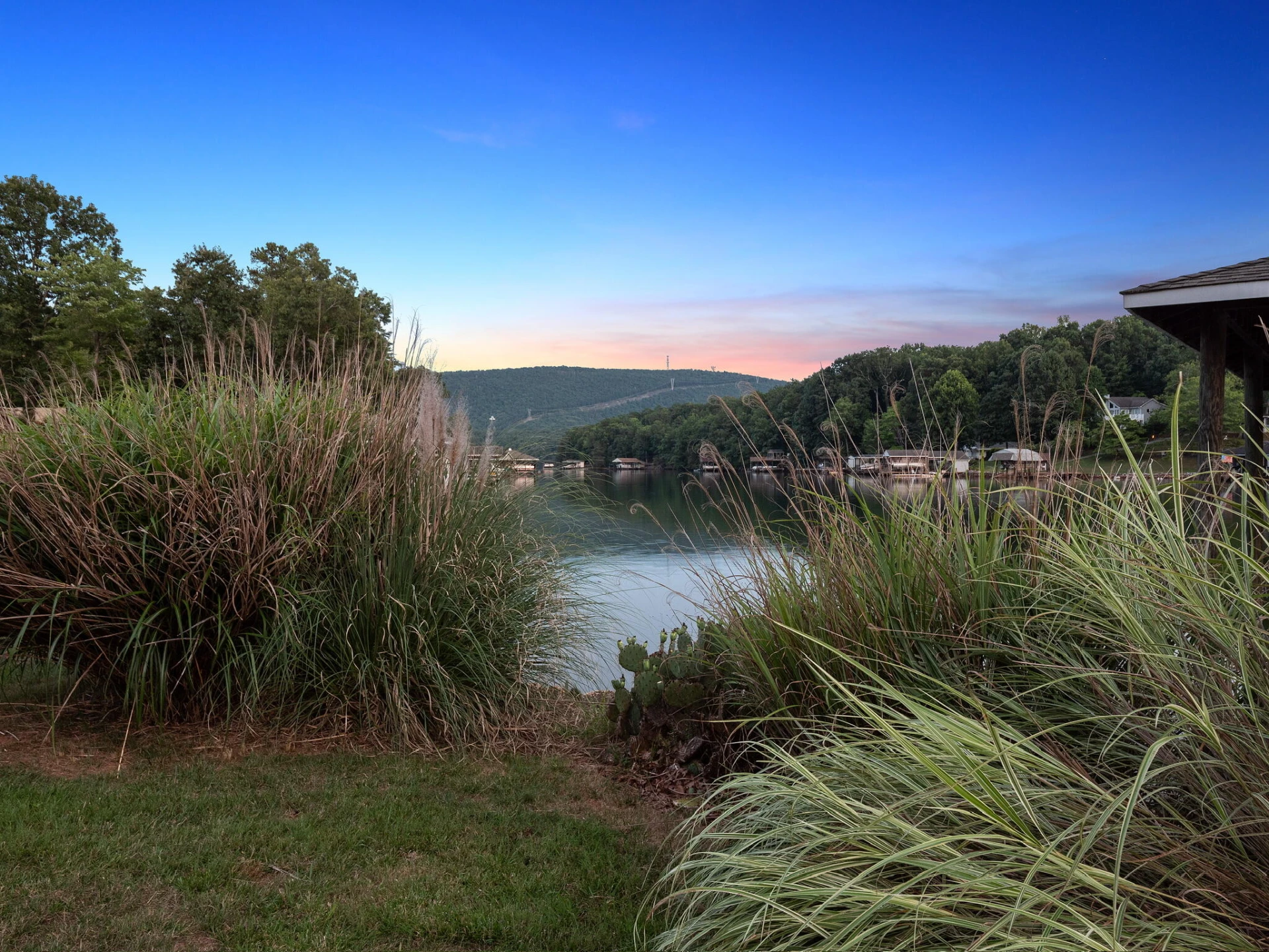 1182 Lauras LN - Photo 35