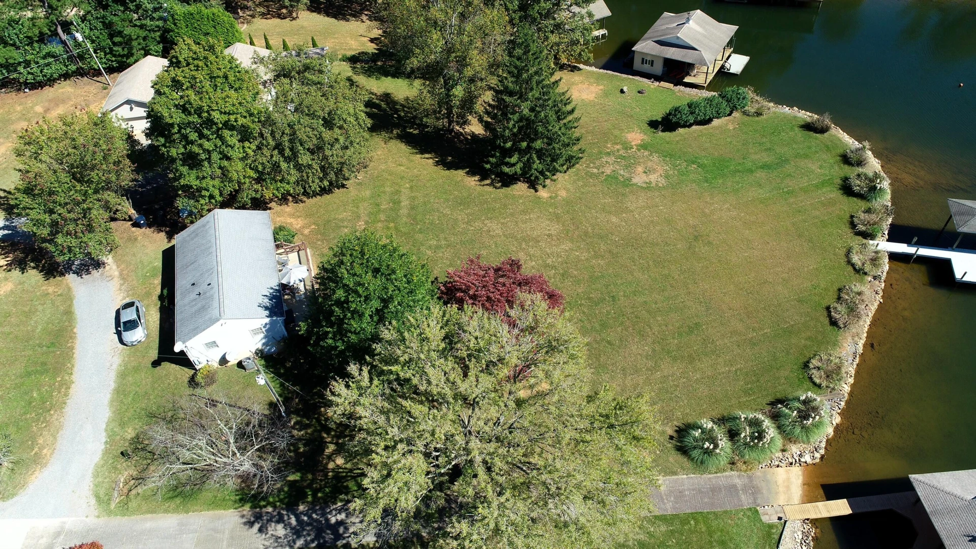 1182 Lauras LN - Photo 7