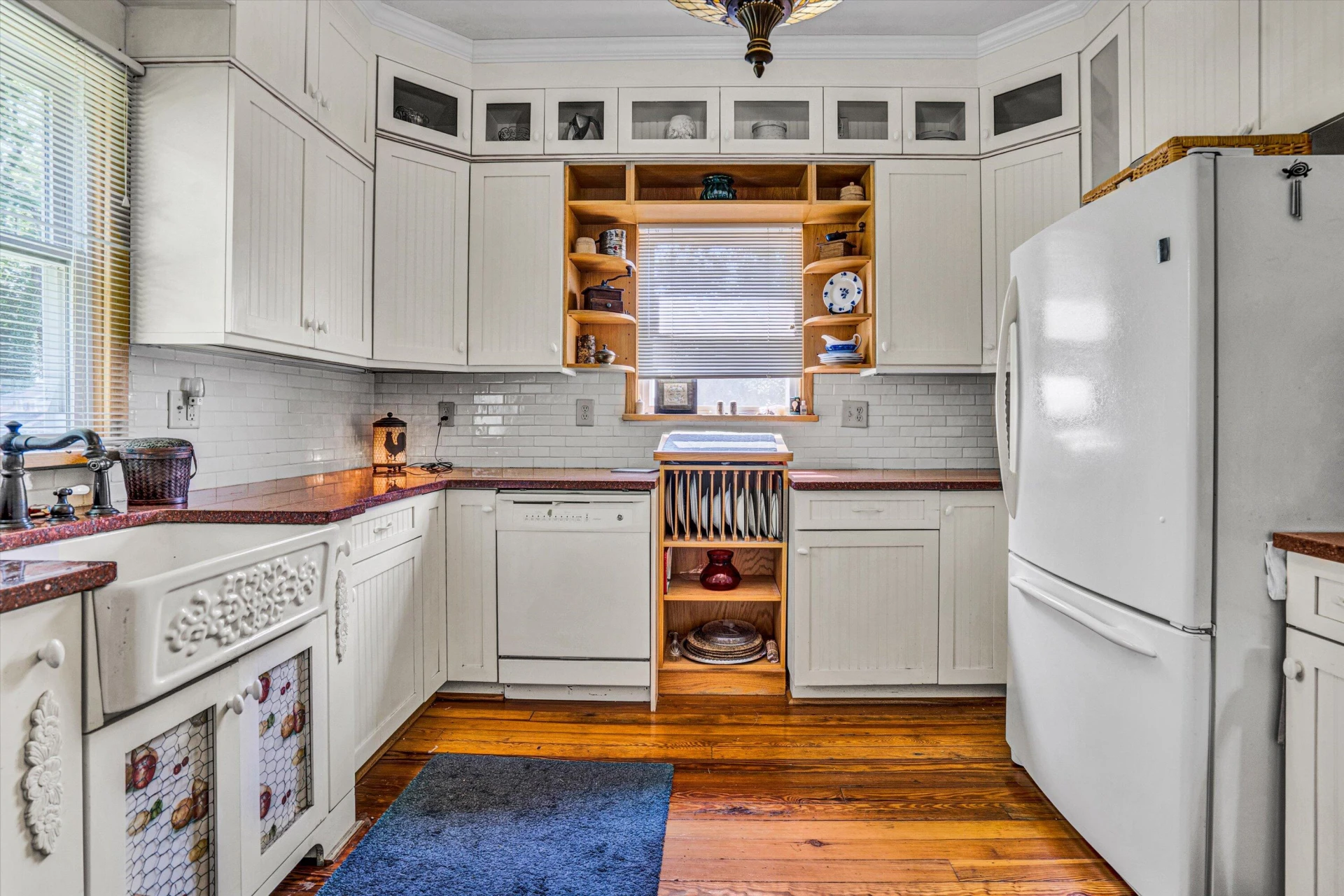 1921 Cambridge AVE - Photo 20