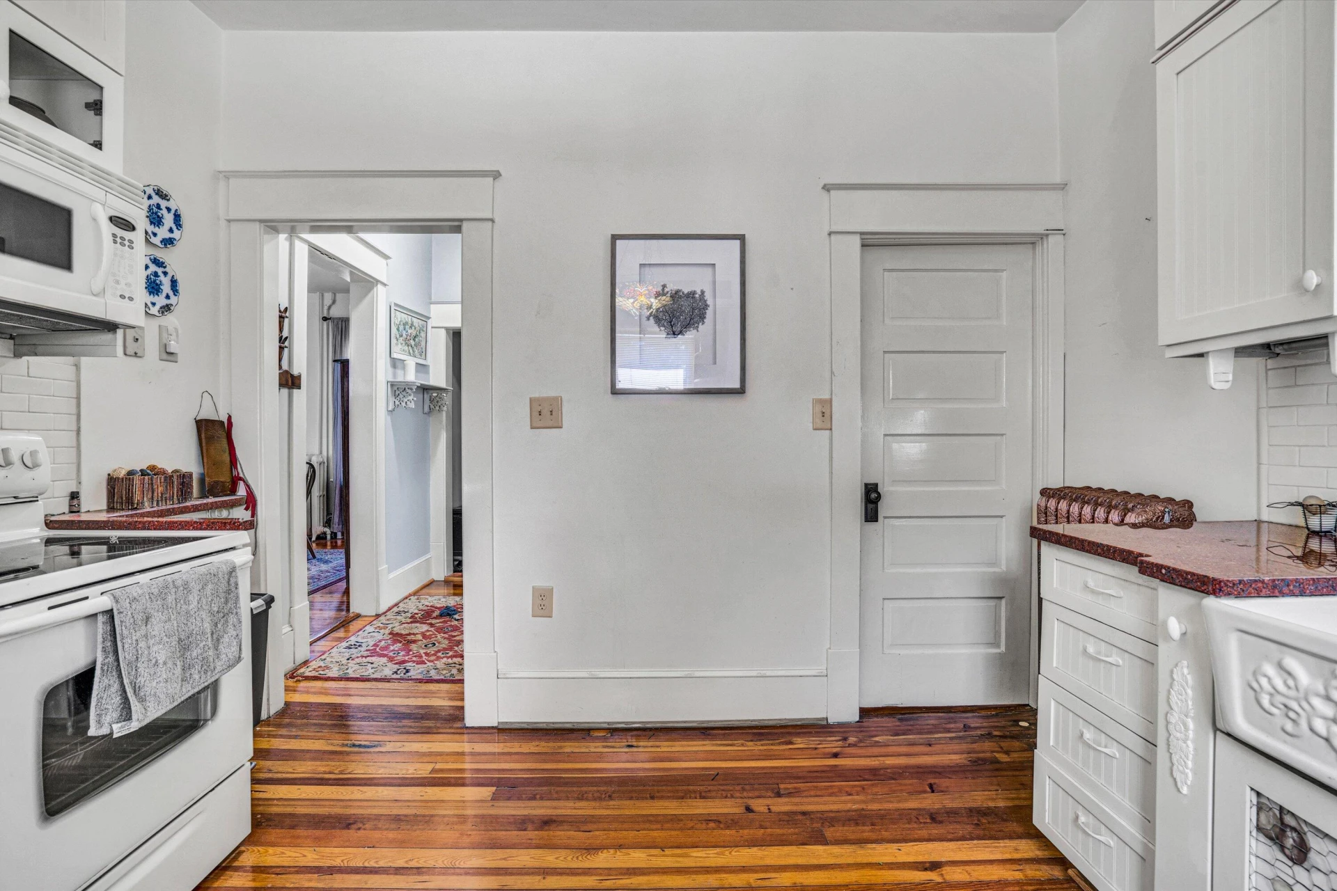 1921 Cambridge AVE - Photo 22