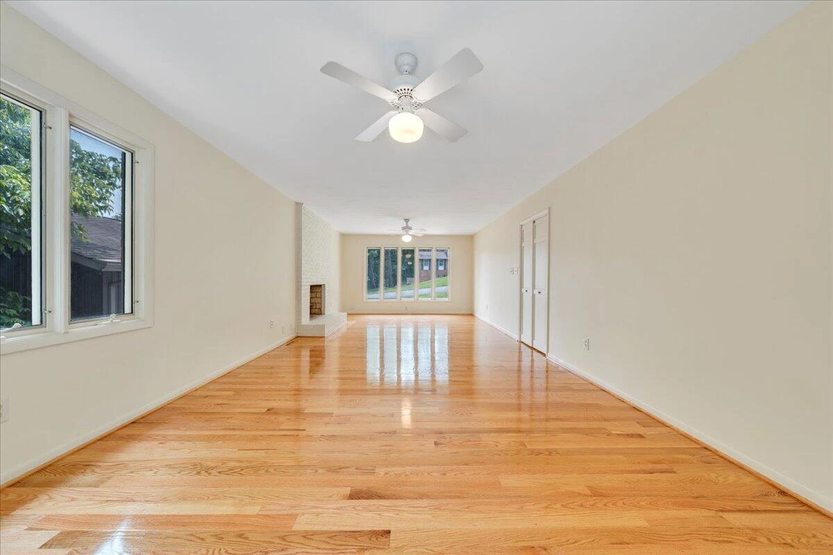 6170 Steeplechase DR - Photo 9