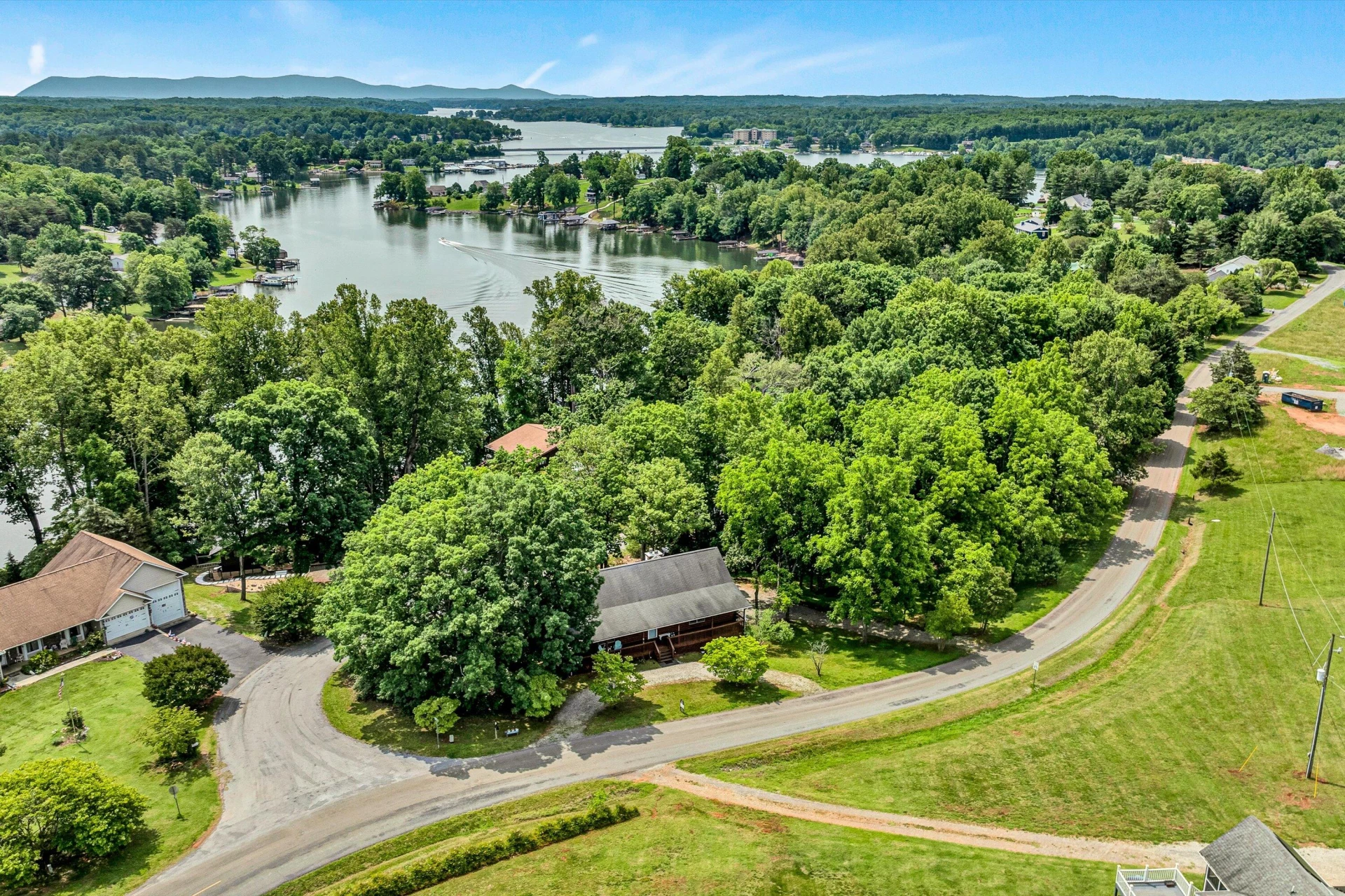 3680 Hales Ford RD - Photo 54