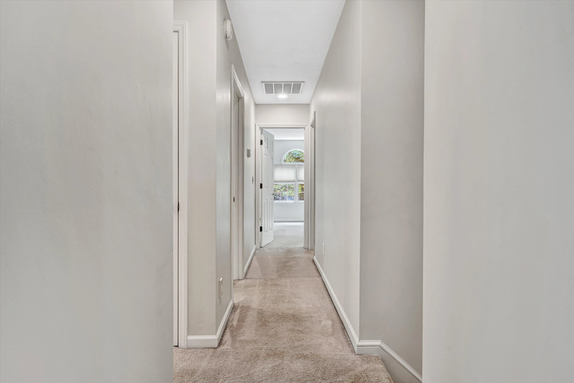 320 Grandview DR - Photo 14