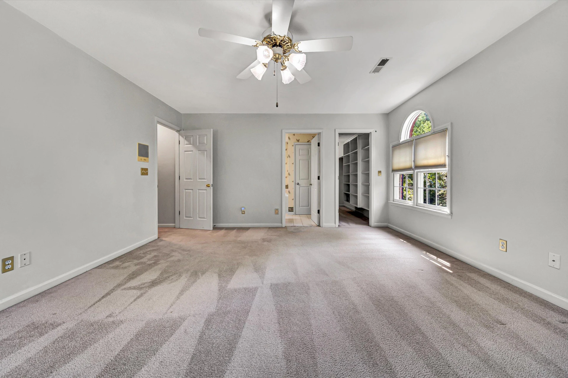 320 Grandview DR - Photo 17