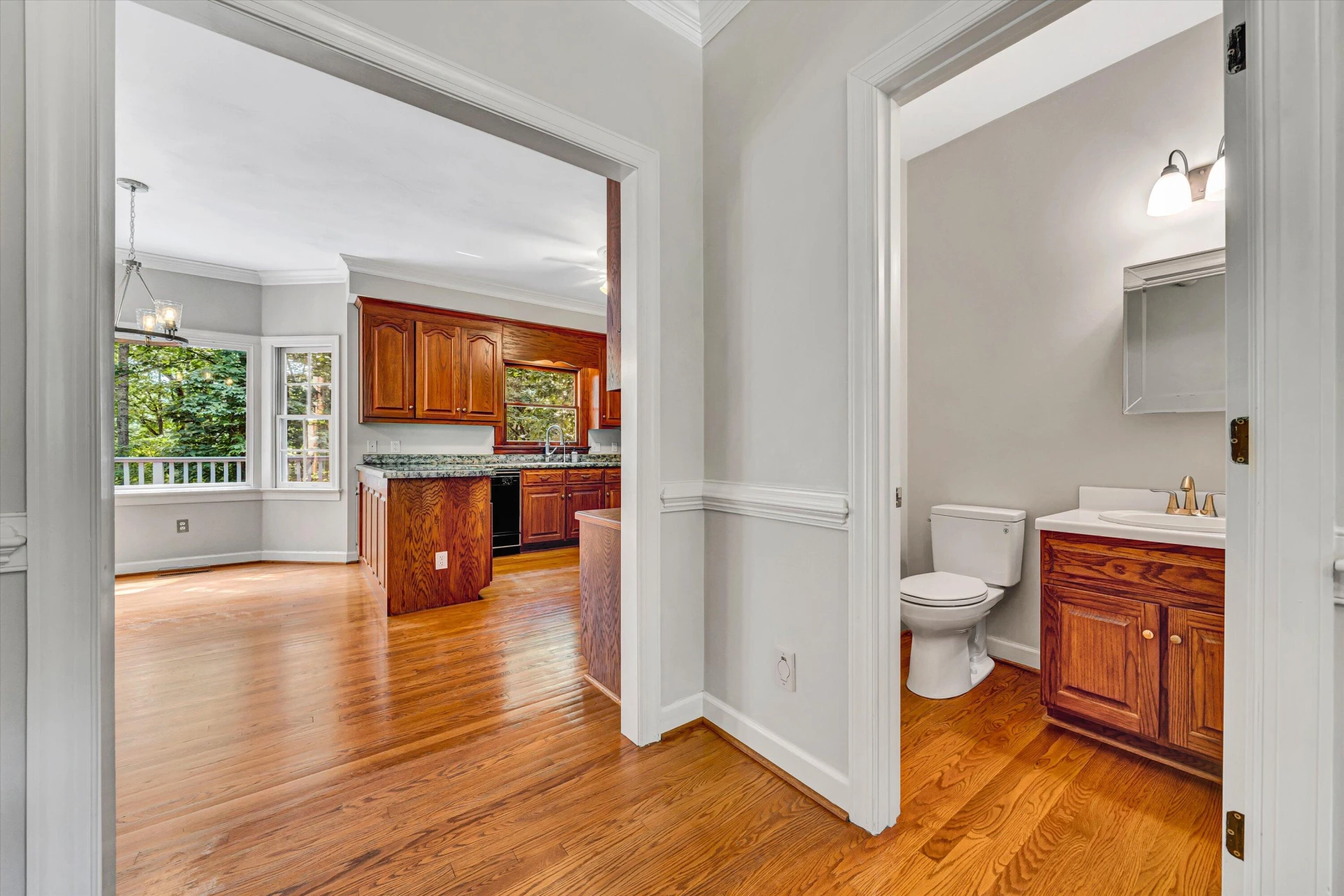 320 Grandview DR - Photo 4