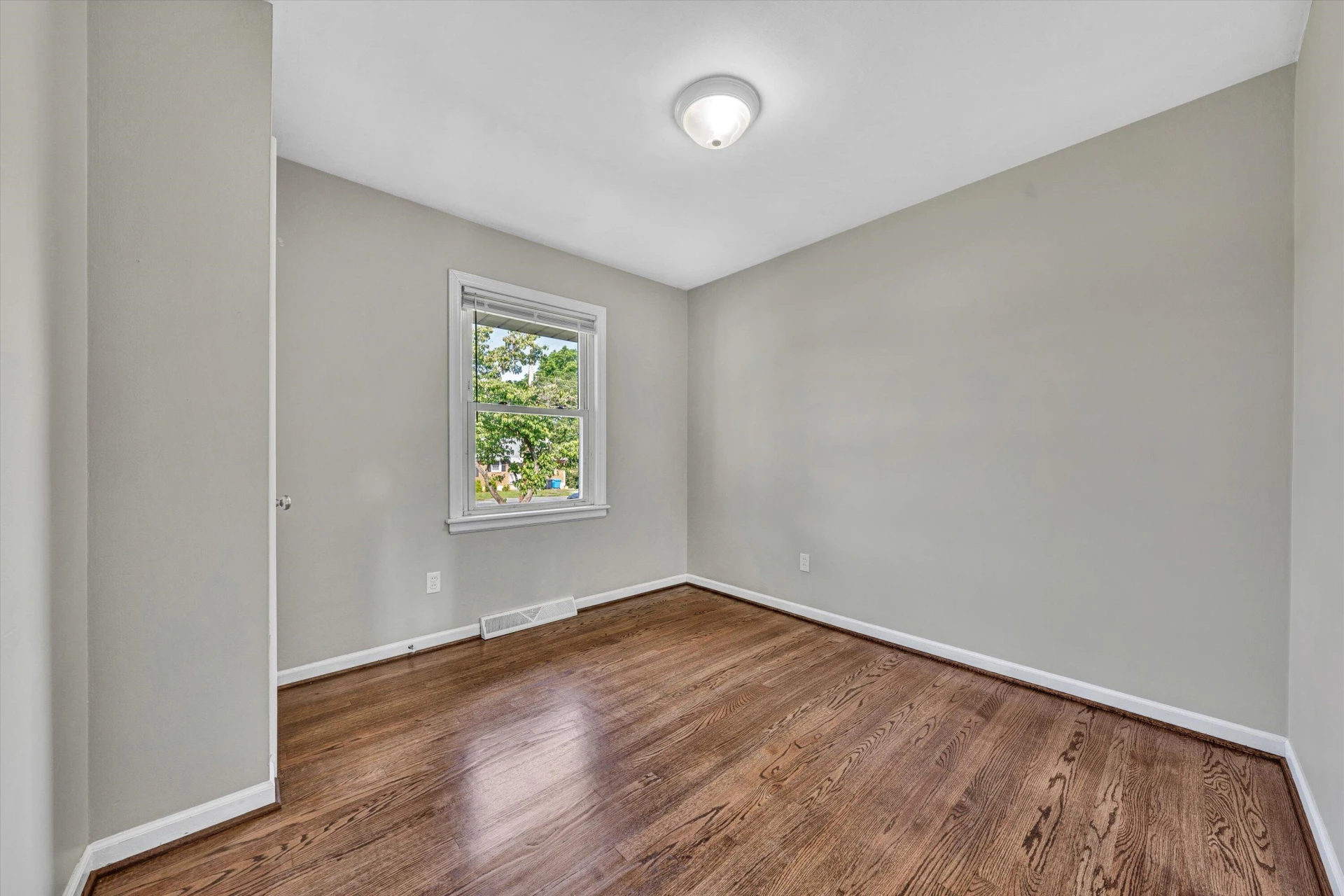 5225 Florist RD - Photo 12