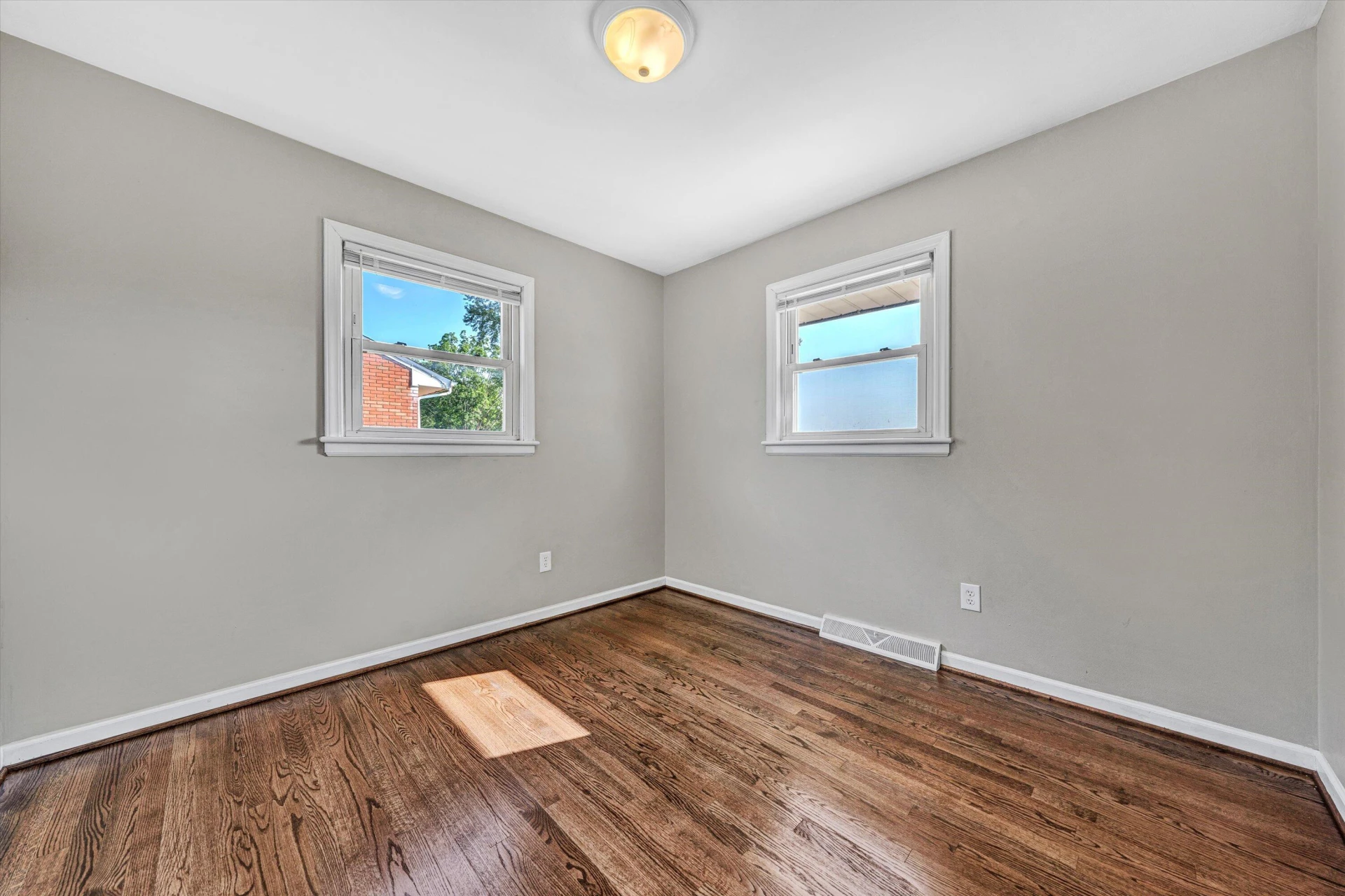 5225 Florist RD - Photo 16