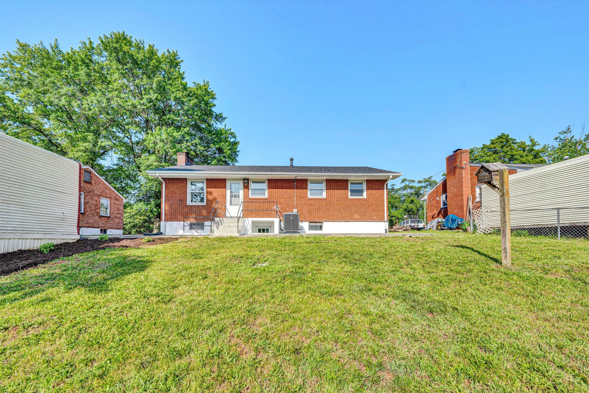 5225 Florist RD - Photo 28
