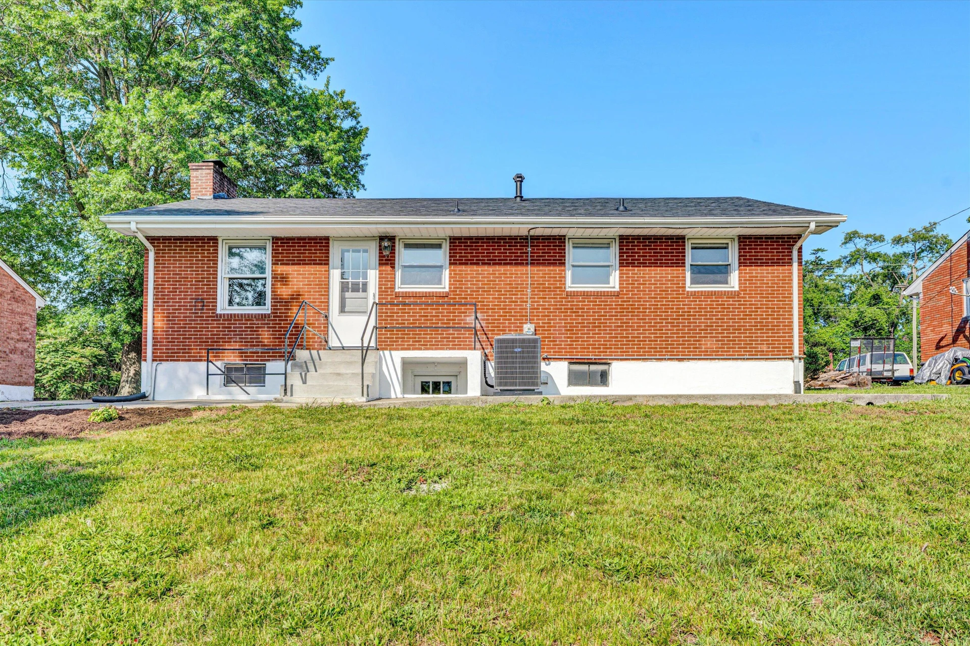 5225 Florist RD - Photo 29